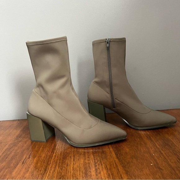 Aldo Shoes - New Aldo Adwigocia women’s size 8.